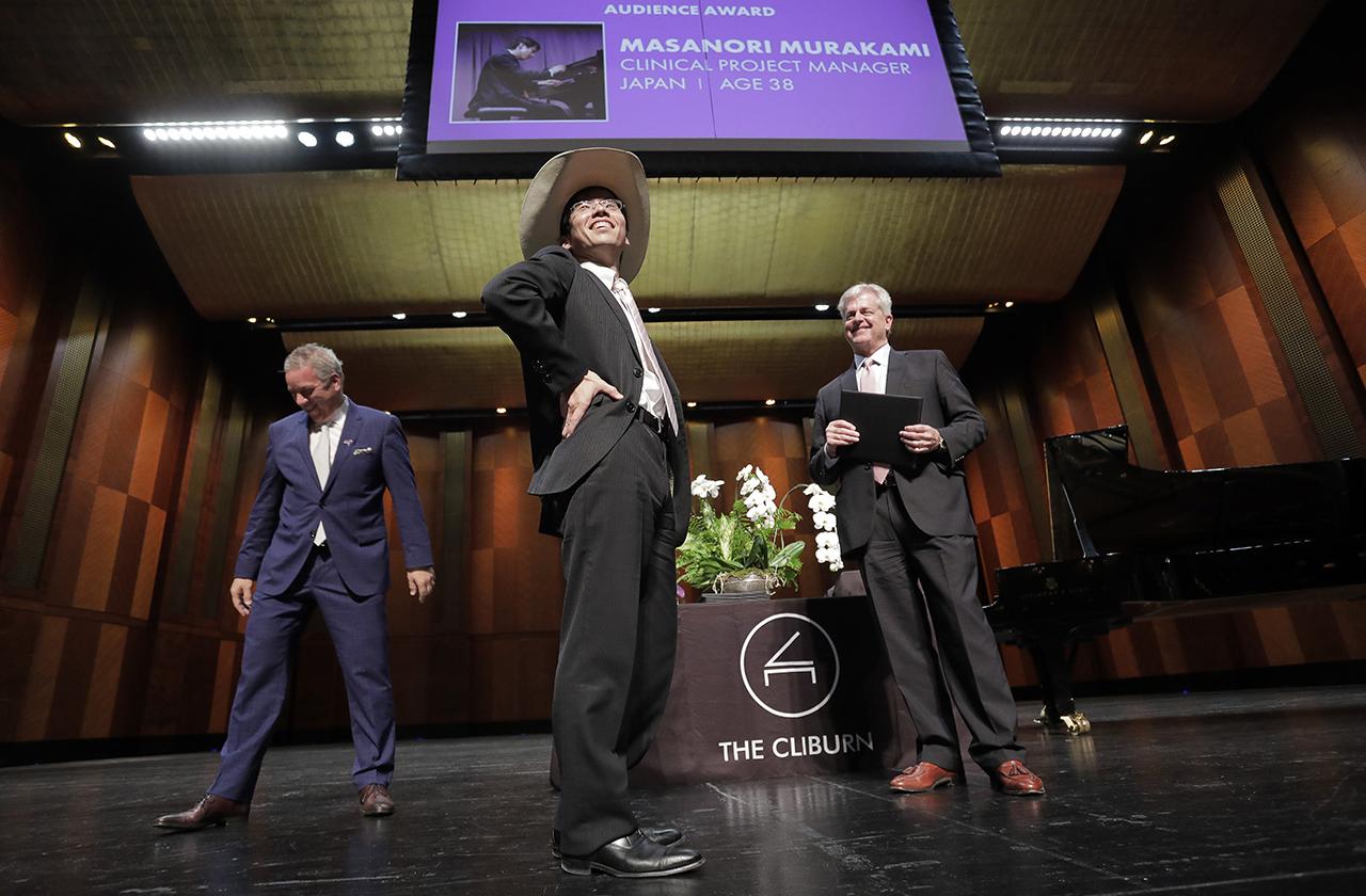 Masanori Murakami wins the Audience Award in the 2022 Cliburn Amateur Competition