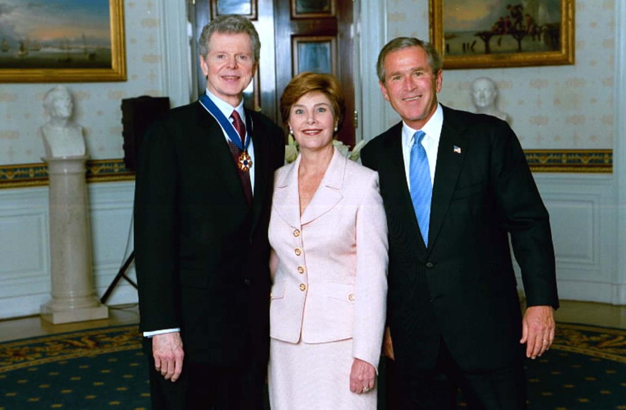 Van Cliburn with President George W. Bush and First Lady Laura Bush after receiving the Presidential Medal of Freedom.